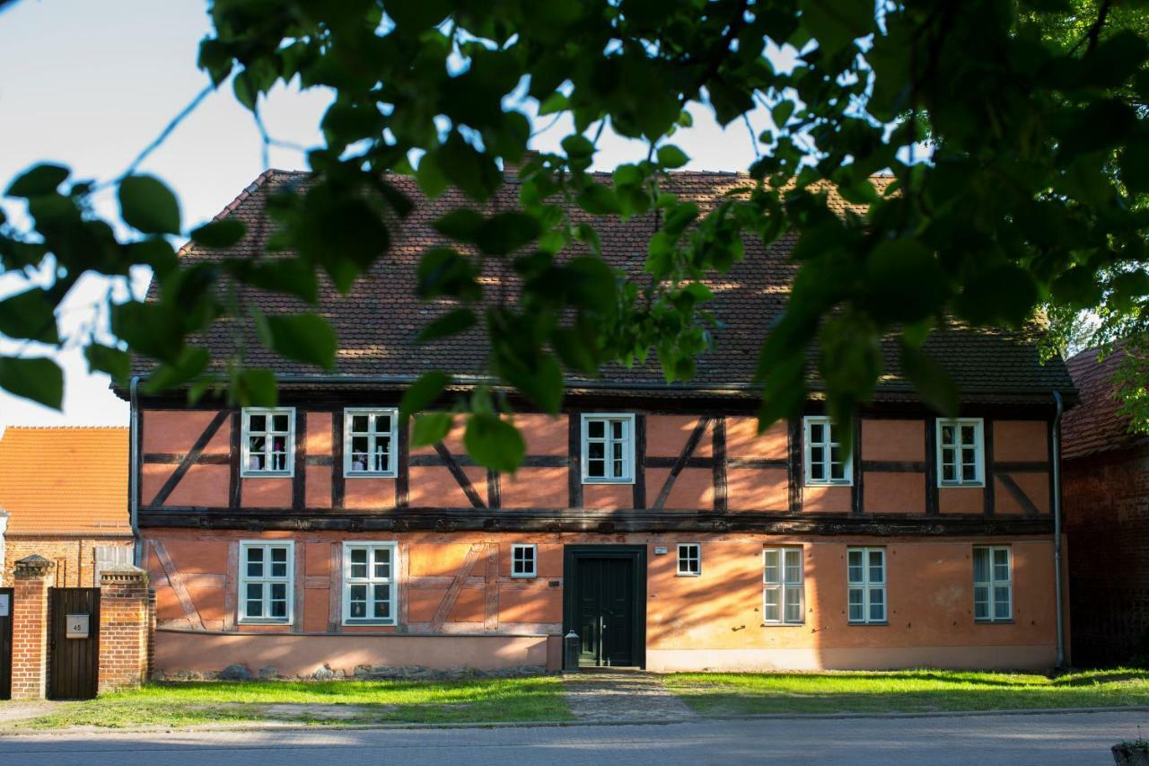 Lehnschulzenhof Viesen Villa Rogasen Kültér fotó